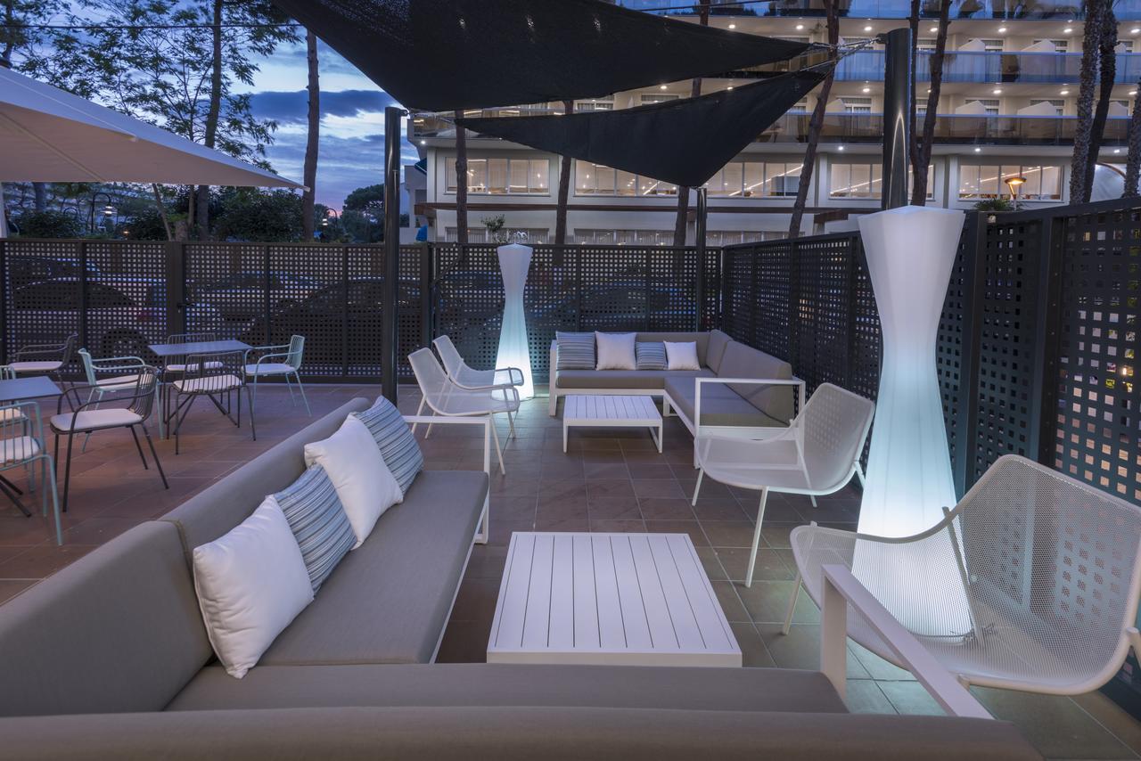 Aparthotel Marinada Salou Dış mekan fotoğraf